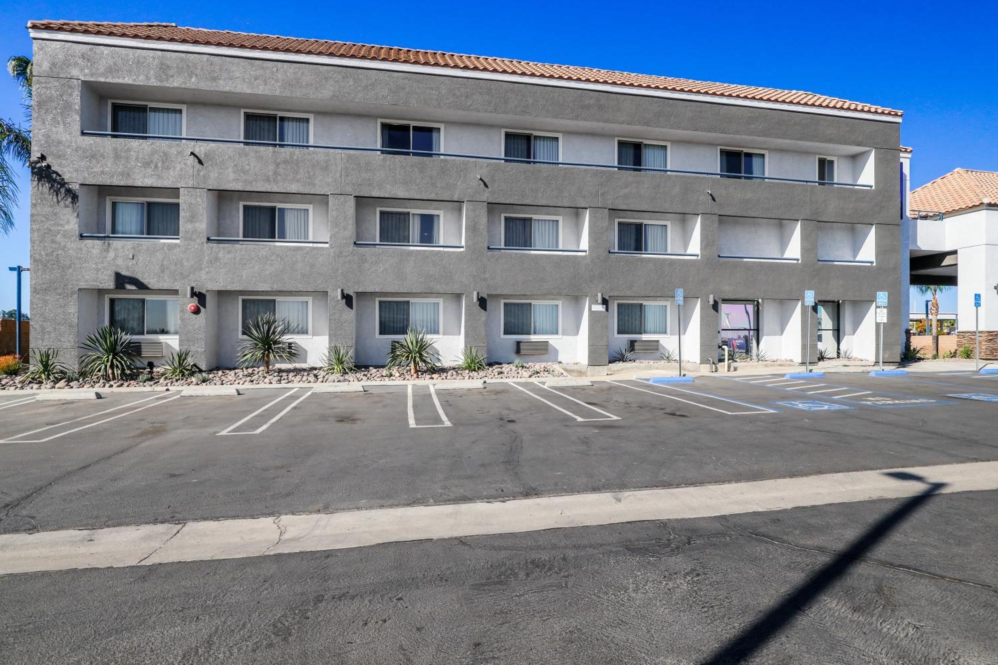 Studio 6 Suites Perris, Ca Luaran gambar
