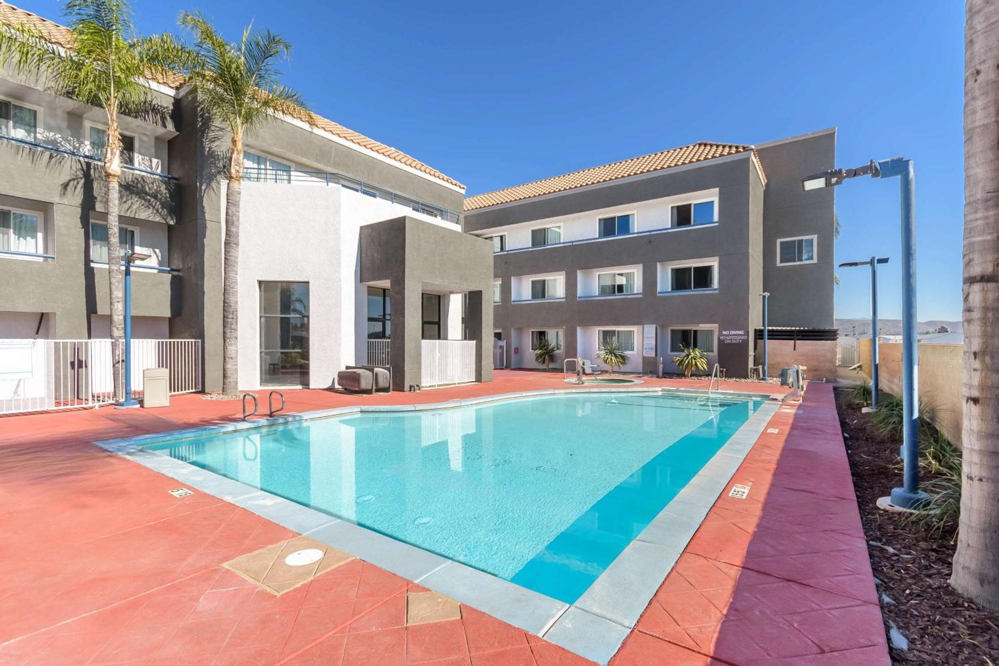 Studio 6 Suites Perris, Ca Luaran gambar