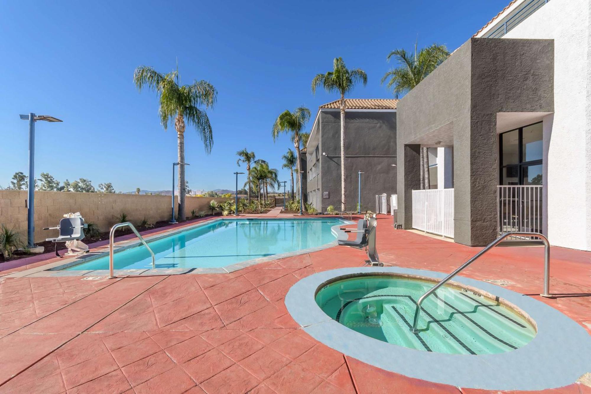 Studio 6 Suites Perris, Ca Luaran gambar